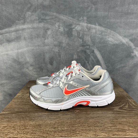 NEW Nike Dart 7 - Picture 3 of 8